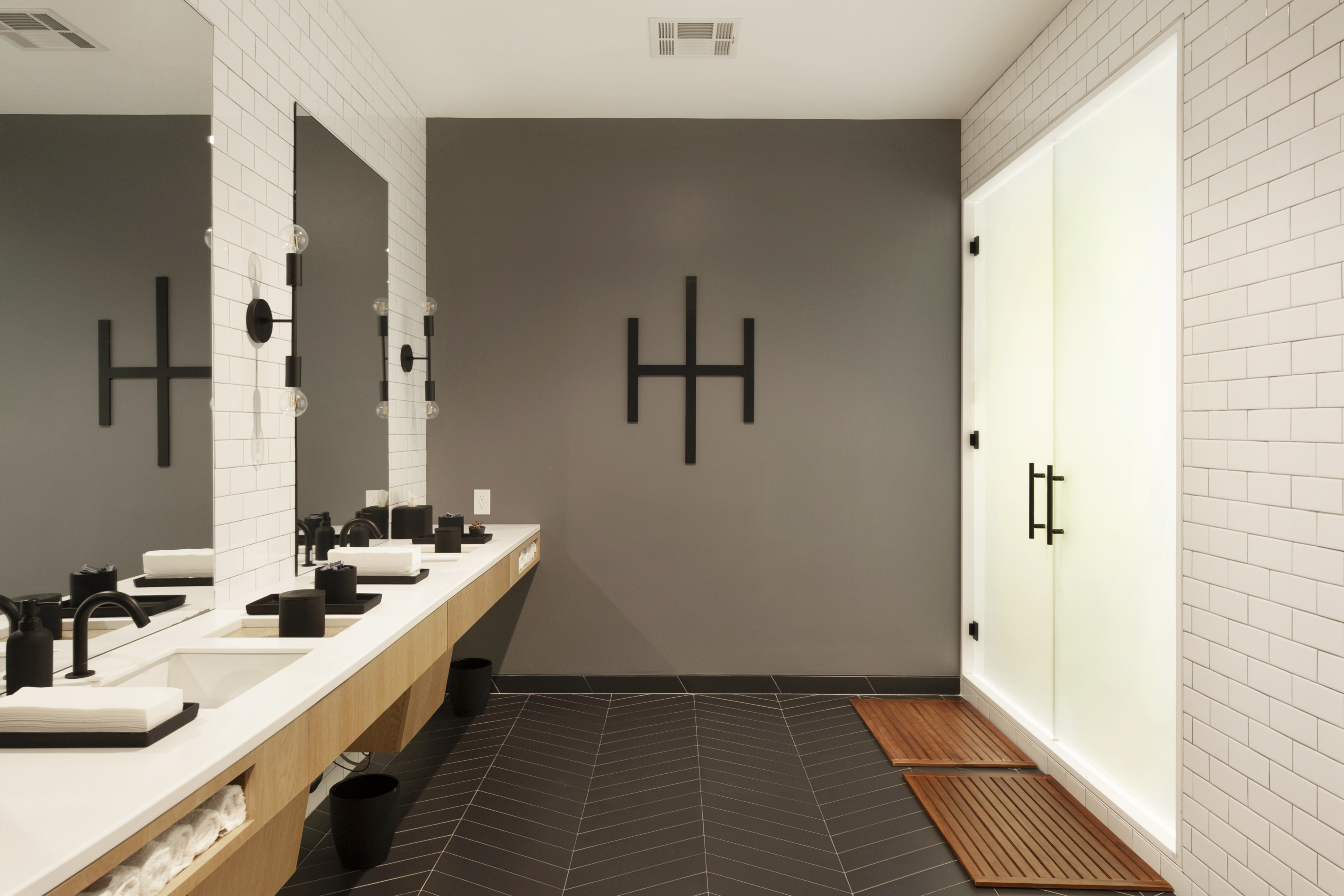 ©KEMSTUDIO_HH WEHO_D
