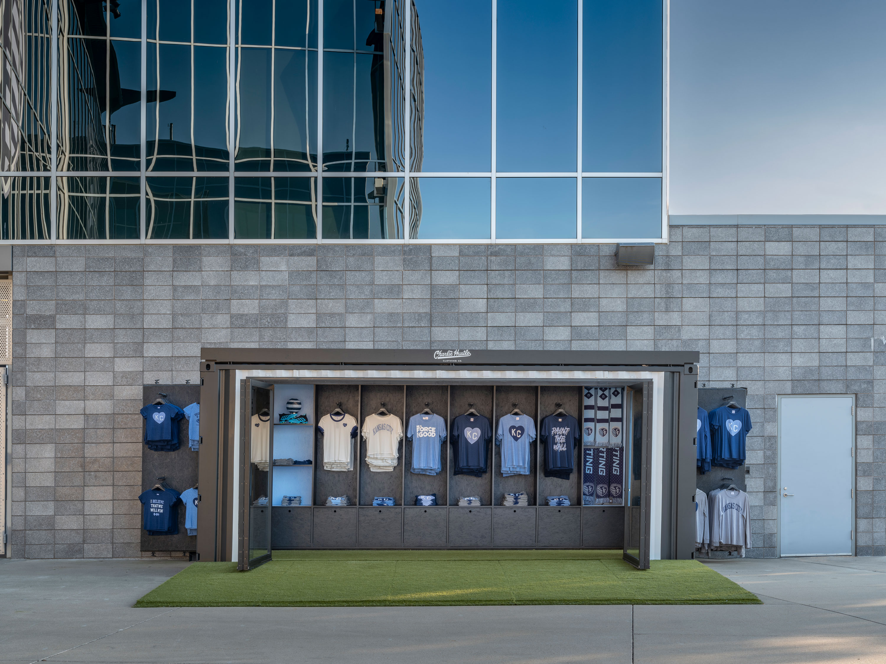 ©KEM-STUDIO_CHxSKC_ContainerStore_03